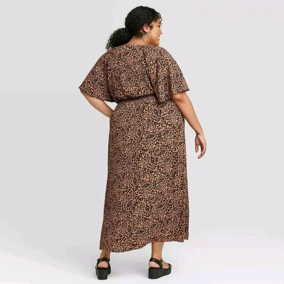 Ava & Viv Animal Print Maxi Dress - Picture 2 of 8